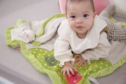 Baby Kuscheldecke mit Schmuse-Hase