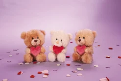 Kuscheltier Bär hellbraun mit Herz