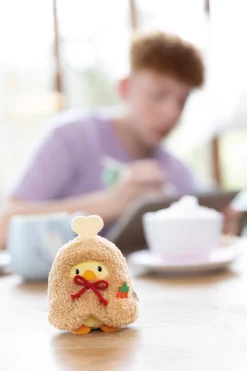 Kuscheltier Set Küken Tschieps mit Chilisoße u. Hähnchenkeulekostüm in Geschenkbox